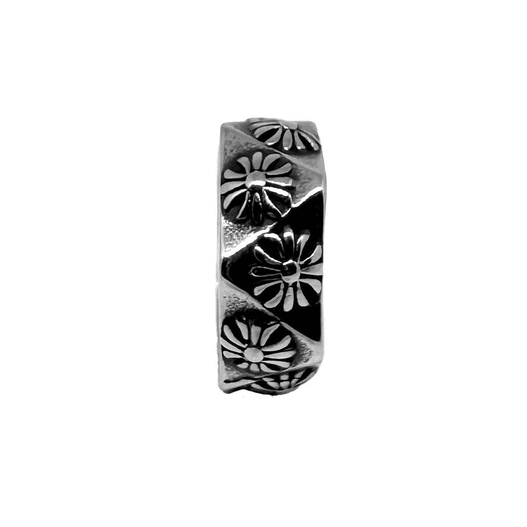 Tri Fleur Ring