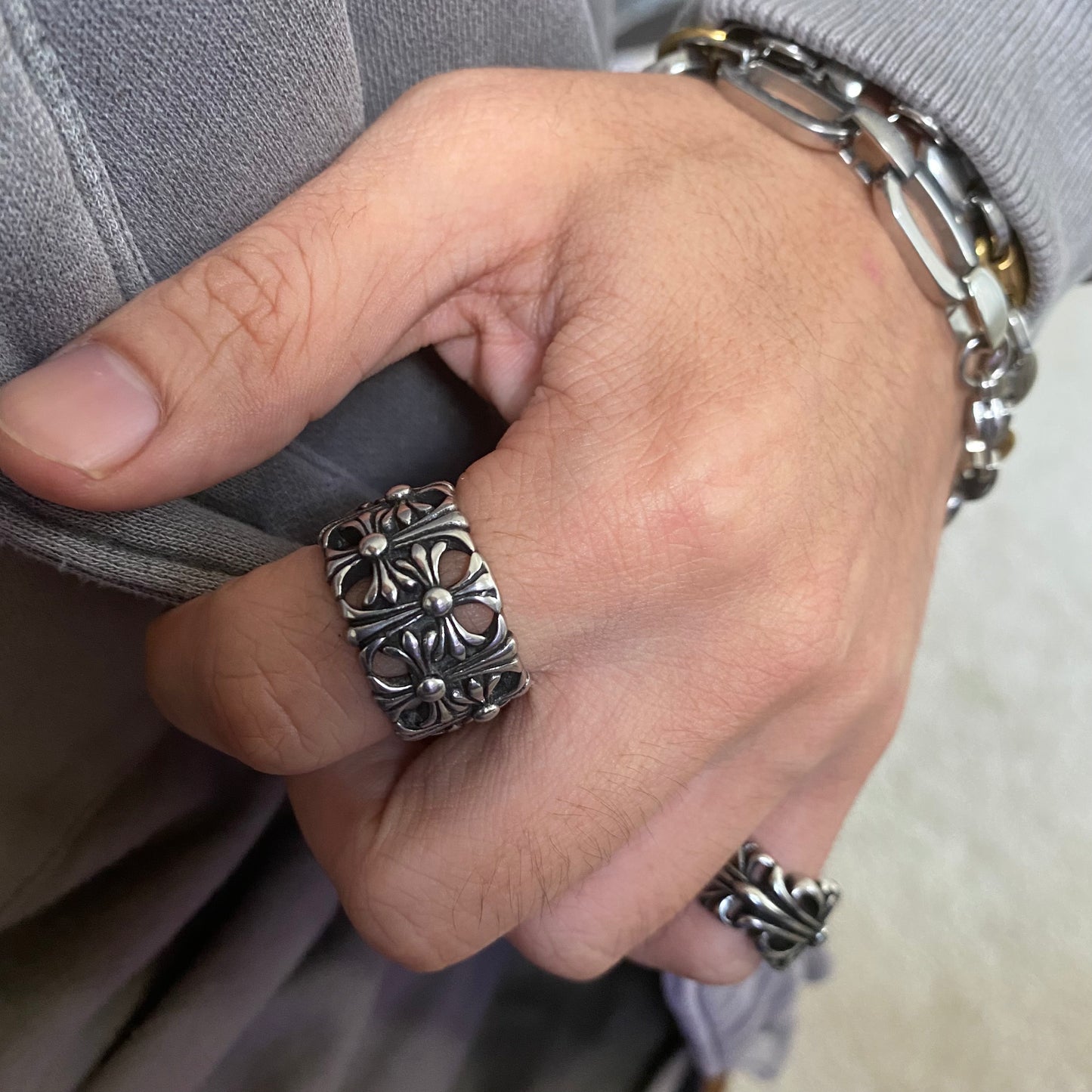De Lis Ring