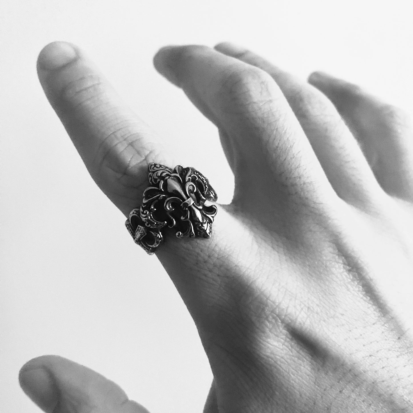 Royal Fleur Ring