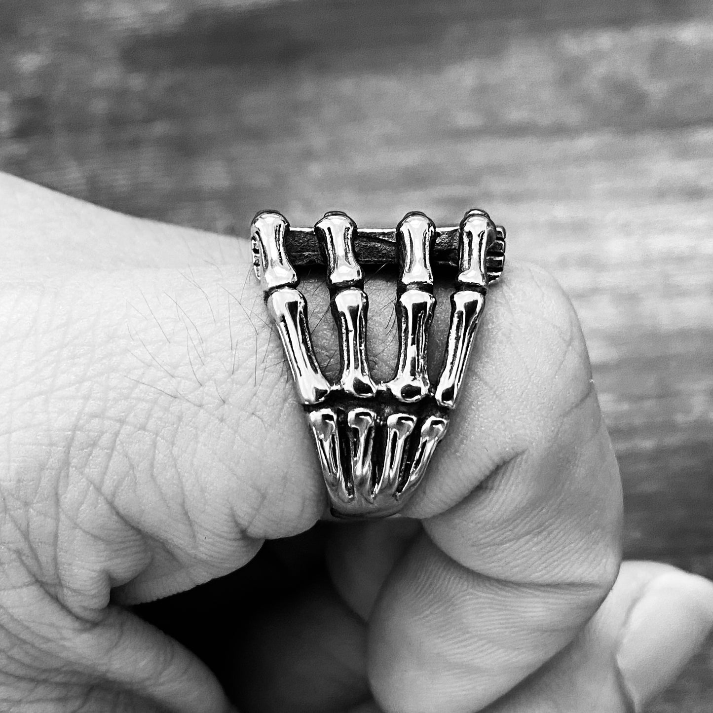 Dealted Ace Ring