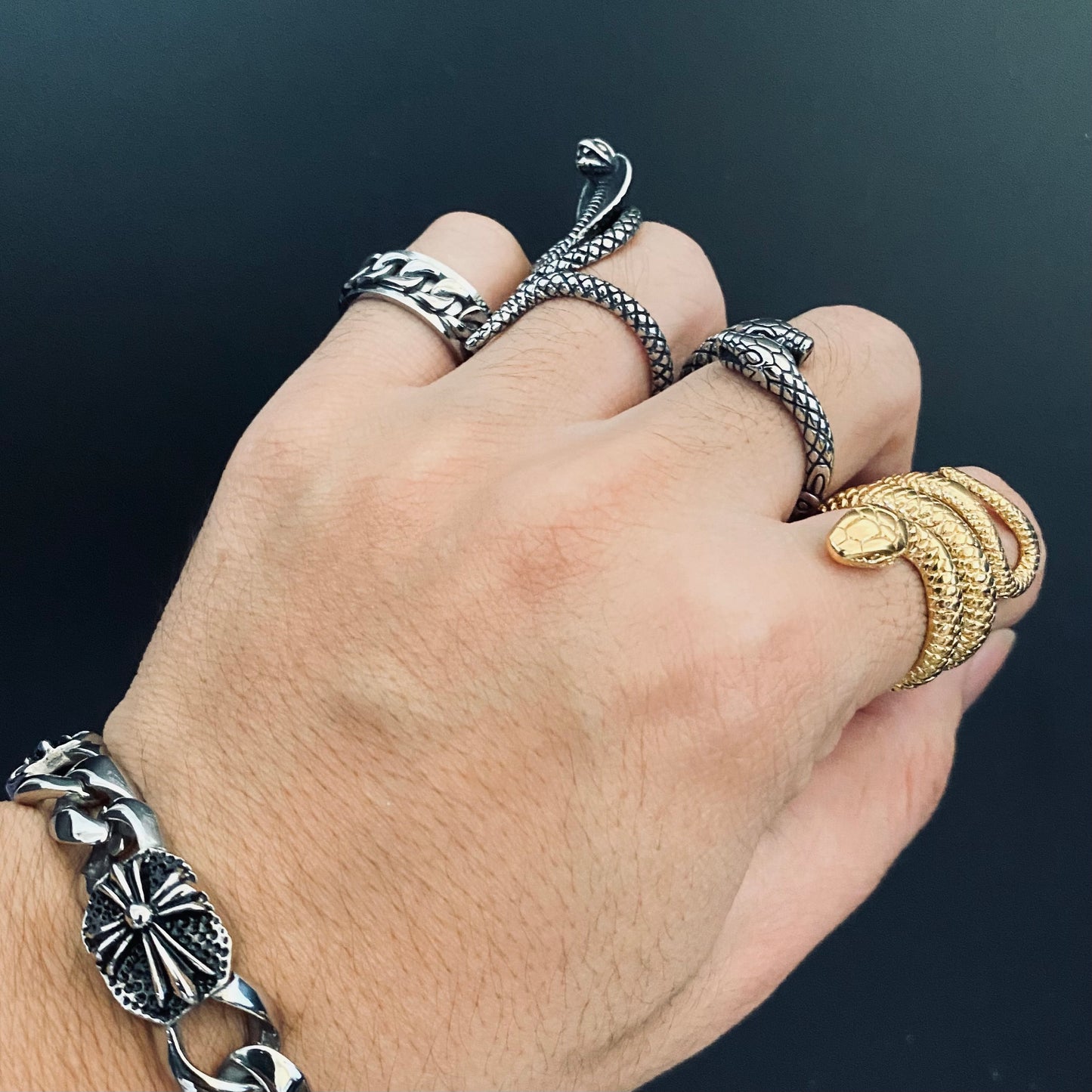 Cross Link Bracelet